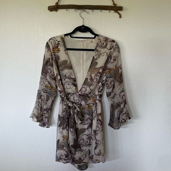 Colorful mid sleeve romper - Picture 1 of 3